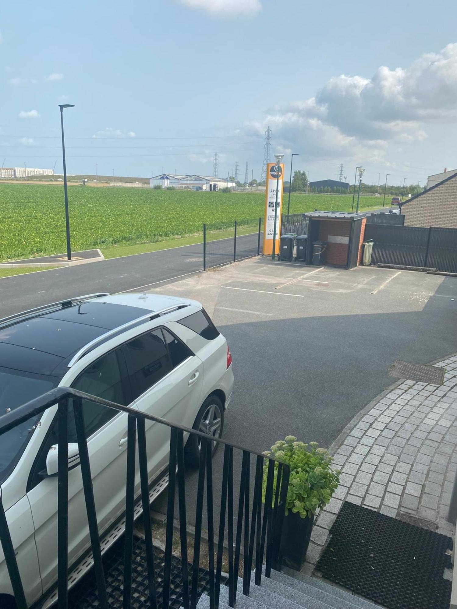 Residence Cosyade Equipee D'Un Parking Prive Gratuit Bourbourg Eksteriør billede